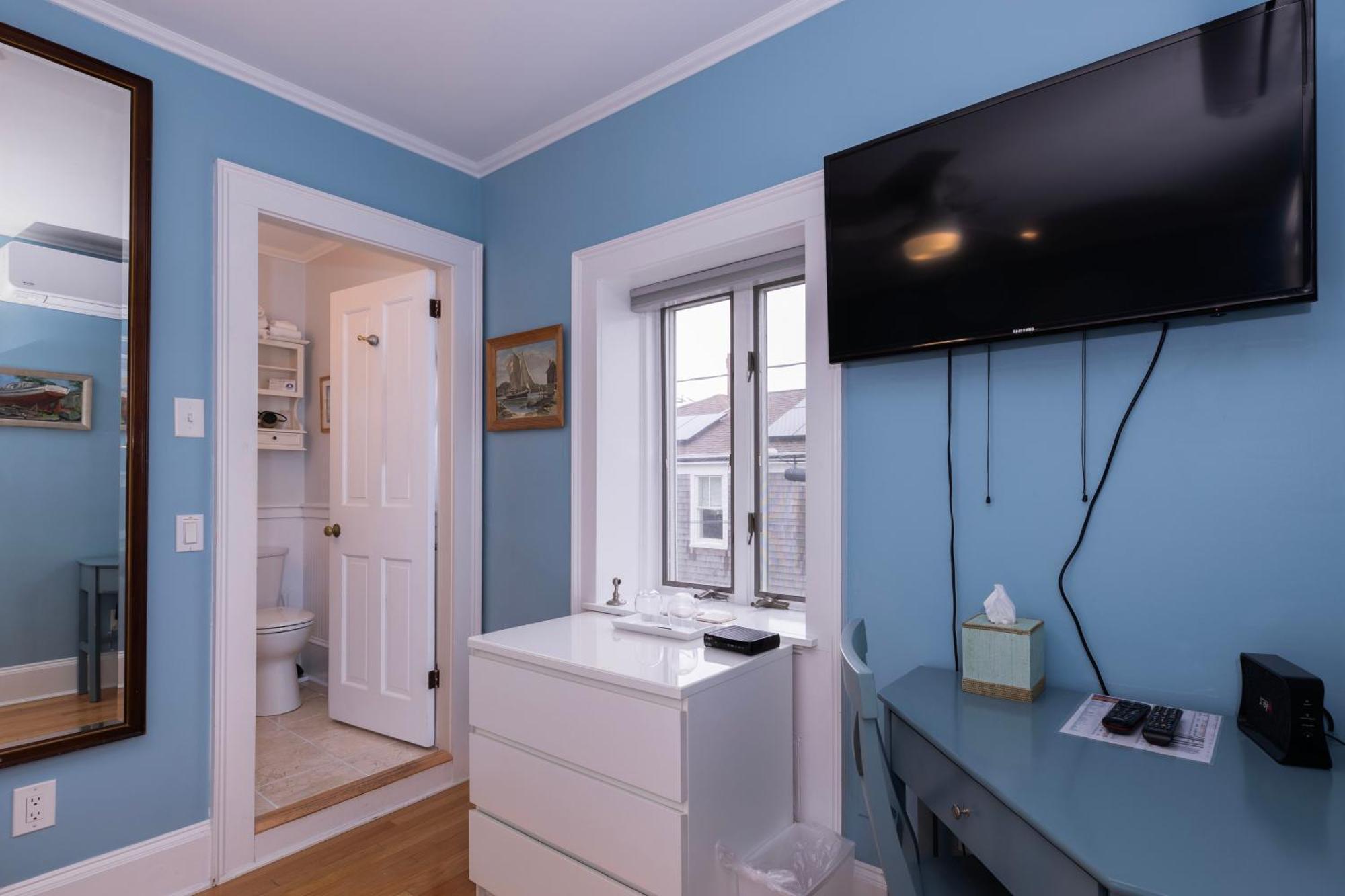 Prince Albert Guest House, Provincetown Room photo